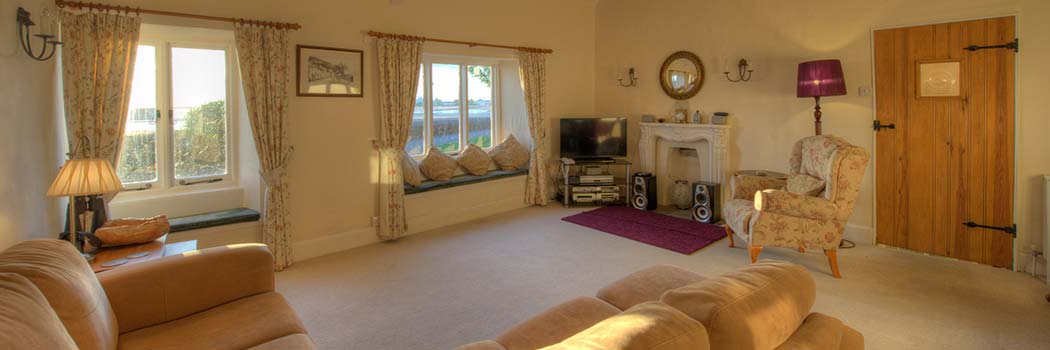 Living Room - cottage for hire Minehead